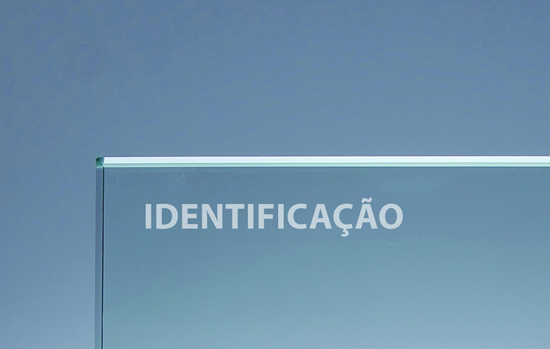 Vidro temperado: para estar dentro da norma, só com marcação!