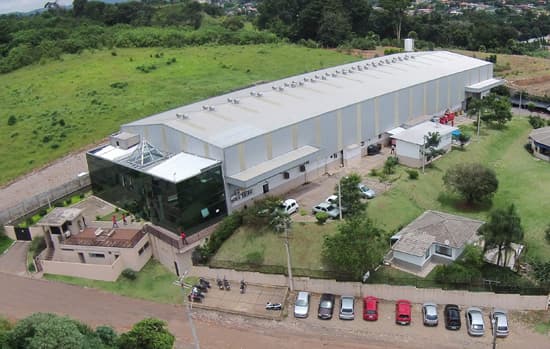 Apoiador Simpovidro: Diamanfer cria marca de produtos para polimento