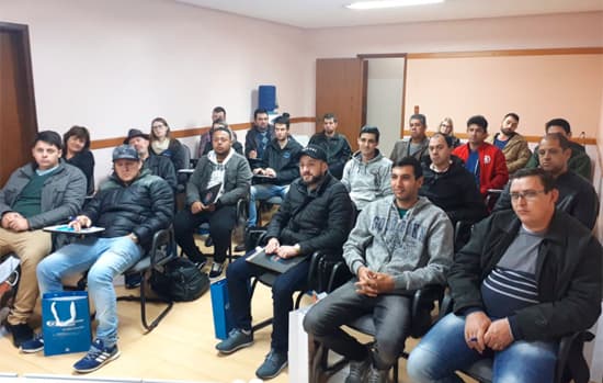 Sindividros-RS tem curso sobre envidraçamento de sacadas