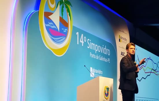Arthur Igreja no 14º Simpovidro: os mitos da transformação digital