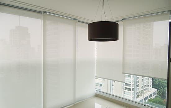 Conheça mais sobre as cortinas-rolo