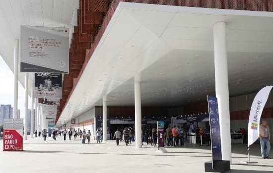 A Glass 2022 está chegando!  A Abravidro fará a cobertura completa do evento