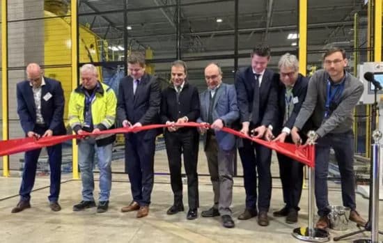 AGC inaugura nova linha de laminação na Alemanha
