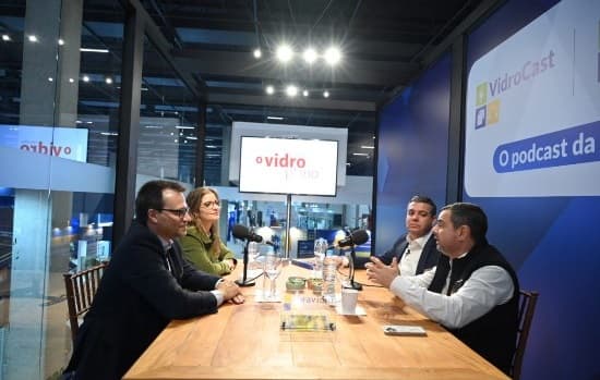 Terceiro dia confirma sucesso da Glass South America 2024