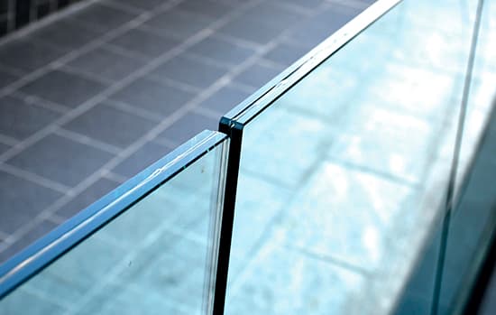 Laminados com bordas expostas requerem cuidados especiais