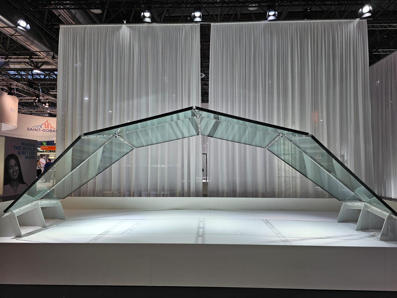 Glasstec 2024: Glass Technology Live revela o futuro do vidro