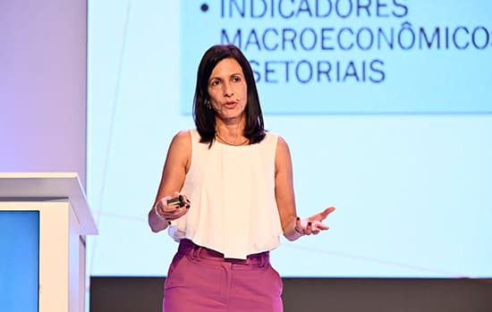 16º Simpovidro: Ana Maria Castelo traz dados e perspectivas da construção civil