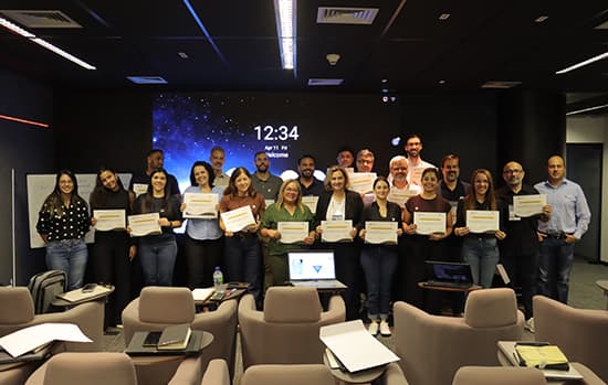 Abravidro e Sinbevidros-SP formam turma em curso de gestão financeira