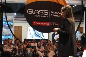 glass2024-arenadia2